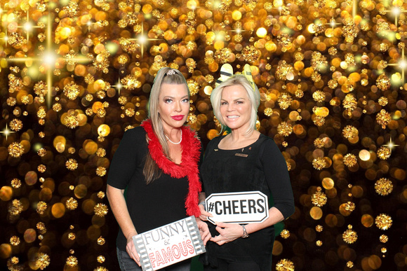 employee-party-photo-booth_2022-11-04_17-46-13