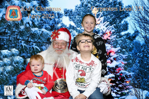 employee-family-holiday-party-photo-booth-IMG_5029