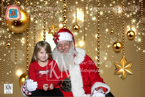 employee-family-holiday-party-photo-booth-IMG_5042