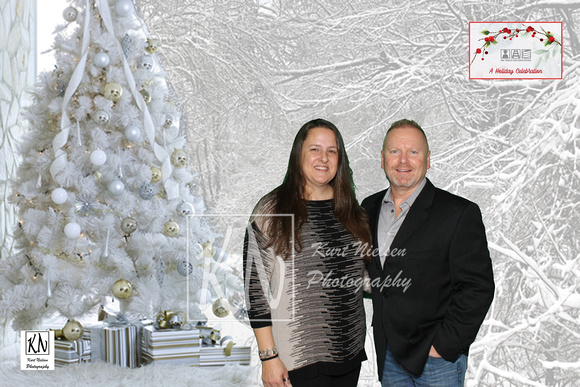charity-holiday-fundraiser-photo-booth_2022-12-04_17-00-26