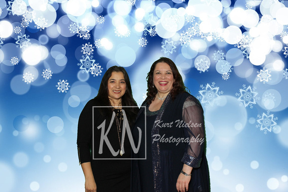 corporate-holiday-party-photo-booth_2022-12-03_19-04-42
