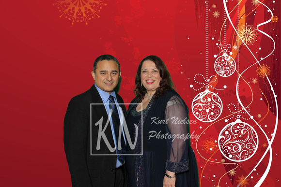corporate-holiday-party-photo-booth_2022-12-03_19-03-46