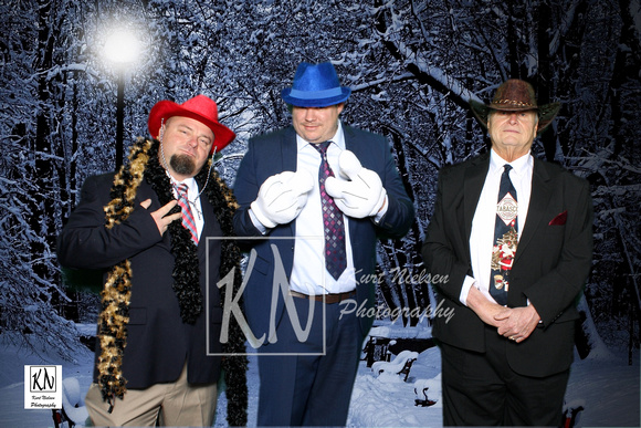 corporate-holiday-event-photo-booth-IMG_5645