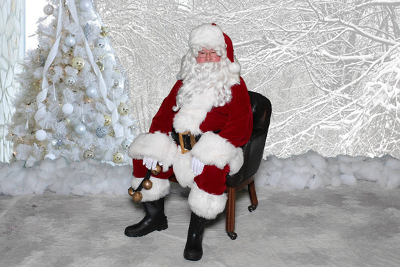 Pictures-with-Santa-Photo-Booth-IMG_0002