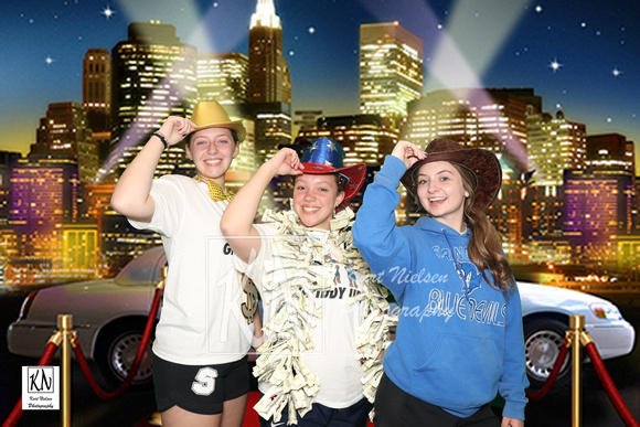 after-prom-photo-booth-_2023-04-22_21-03-38_838107
