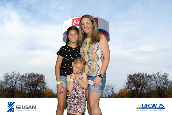 corporate-family-day-photo-booth_2023-07-07_11-27-58_01