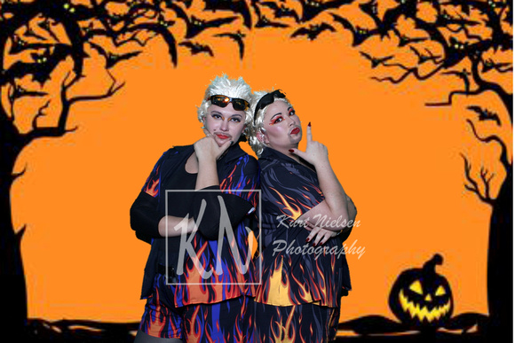 halloween-party-photo-booth-IMG_4064