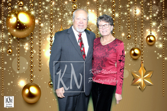 corporate-holiday-event-photo-booth-IMG_5629