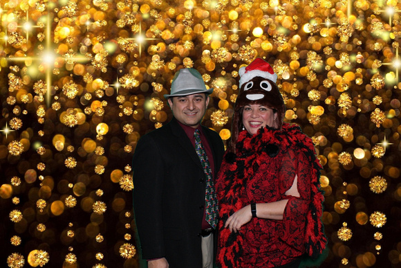 holiday-party_2019-12-07_18-44-47