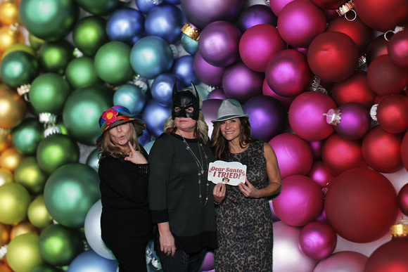 holiday-party_2019-12-14_20-56-27
