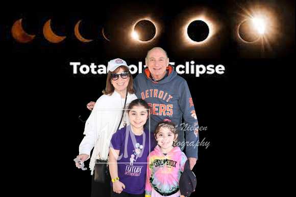 hensville-eclipse-party-photo-booth_2024-04-08_09-19-29_01