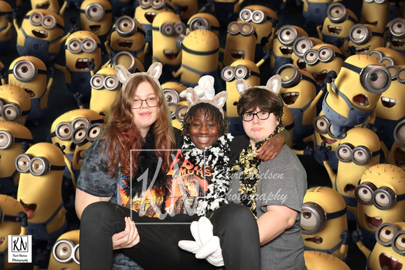 after-prom-photo-booth_2024-04-13_20-51-17_01