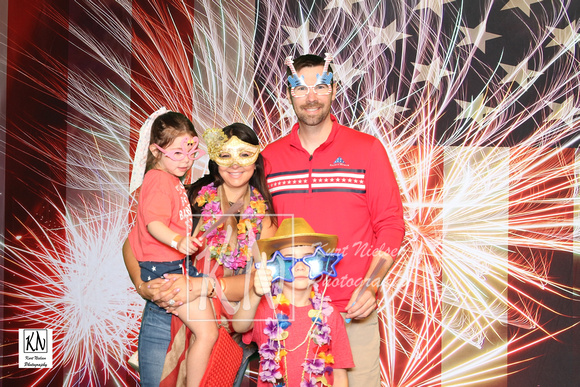 4th-july-family-photo-booth_2024-07-04_15-05-08_01