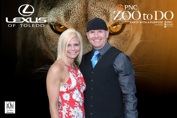 Toledo-Zoo-to-Do-Photo-Booth-IMG_0022