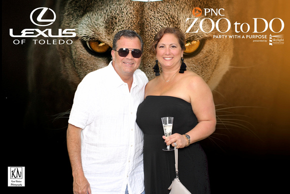 Toledo-Zoo-to-Do-Photo-Booth-IMG_0009